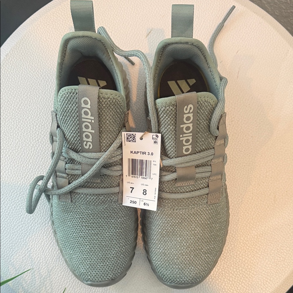 Adidas Kaptir 3.0 Sneakers in Light Green
